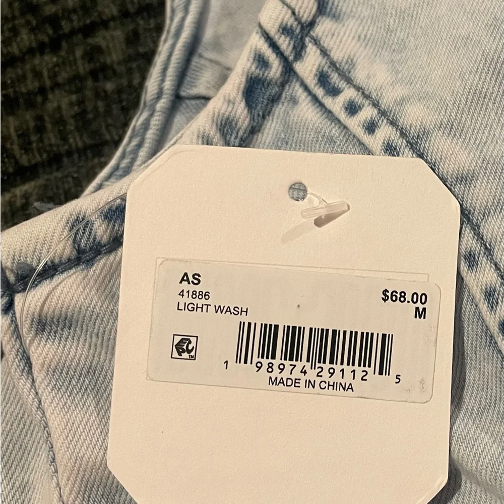NWT Altar'd State Light Blue washed Denim Vest size M - Picture 6 of 11